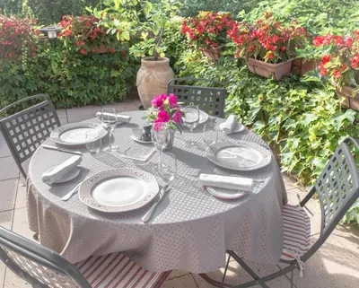 Jardin de l'établissement Les Trois Soleils