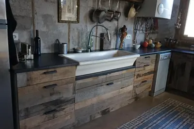 Cuisine ou kitchenette dans l'établissement l'entresort