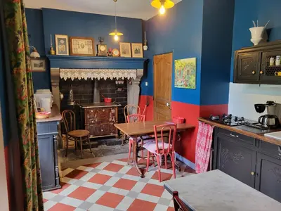 Cuisine ou kitchenette dans l'établissement Domaine les Pradets