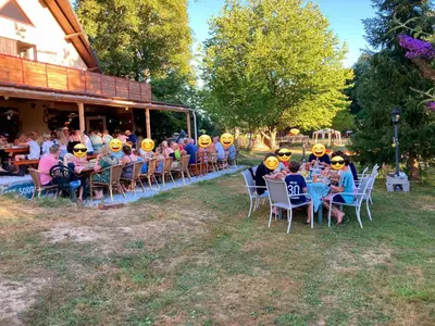 Clients de l'établissement Stacaravan 6 persoons - Camping Le Soustran