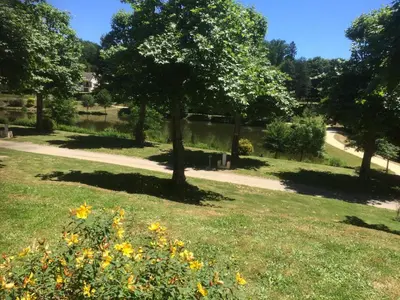 Jardin de l'établissement Camping Les Etoiles