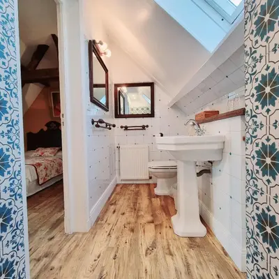 Salle de bains dans l'établissement Les Granges Hautes Chambre d'hôtes de charme proche Sarlat