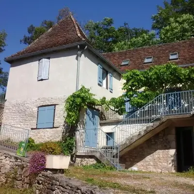La Tour