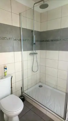 Salle de bains dans l'établissement Appartement Duplex