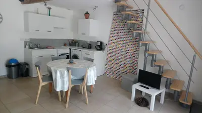 Cuisine ou kitchenette dans l'établissement Appartement Duplex