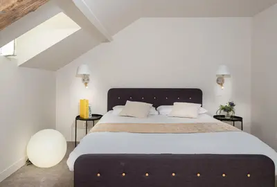 Un ou plusieurs lits dans un hébergement de l'établissement Hotel de Paris, Hotel Particulier du XIX