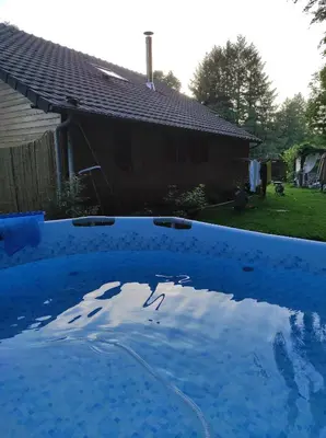 Piscine de l'établissement leschambresdanne ou située à proximité