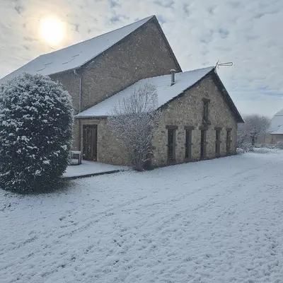 L'établissement Le Cosy - Domaine du Vertendre en hiver