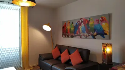 Coin salon dans l'établissement Les toits de Lascaux