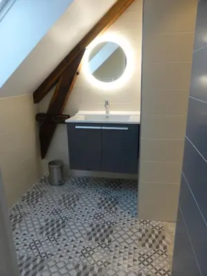 Salle de bains dans l'établissement La maison de Julien et Marie-Louise