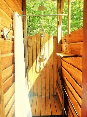 Plan de l'établissement Magnifique chalets en rondins avec SPA et Tipis en plaine Nature Environnement ressourçant au calme vue imprenable Lascaux SPA non disponible juillet et aout