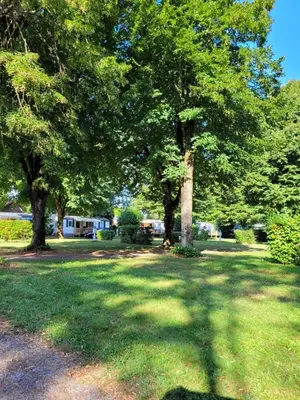 Jardin de l'établissement Camping Le Soulhol