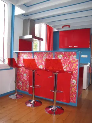Cuisine ou kitchenette dans l'établissement Les Camélias