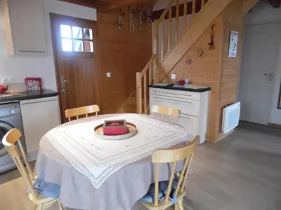 Cuisine ou kitchenette dans l'établissement Chalet des Clarines