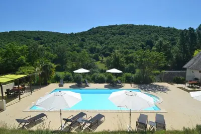 Piscine de l'établissement Gîte Manseng ou située à proximité
