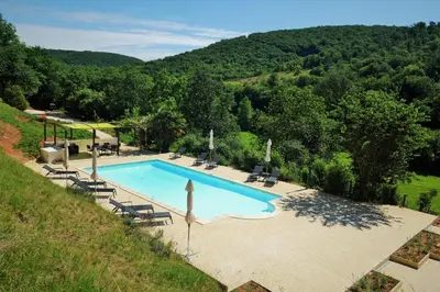 Piscine de l'établissement Gîte Manseng ou située à proximité