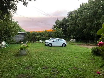 Jardin de l'établissement chambres d'hôtes du puy blanc