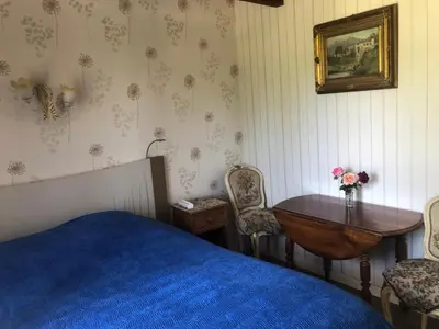 Coin salon dans l'établissement chambres d'hôtes du puy blanc
