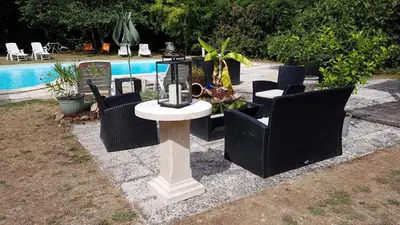 Jardin de l'établissement Domaine Des Catalpas