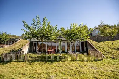 Jardin de l'établissement Les Collines de Sainte-Féréole