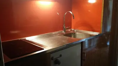 Cuisine ou kitchenette dans l'établissement Studio-cabine au pied des pistes à Super Besse