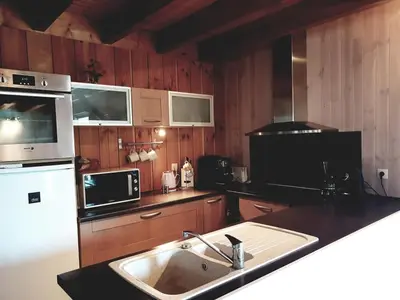 Cuisine ou kitchenette dans l'établissement D&O - Guesthouse - 