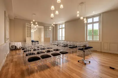 Espace de conférence ou salle de réunion dans l'établissement La Maison Blanche