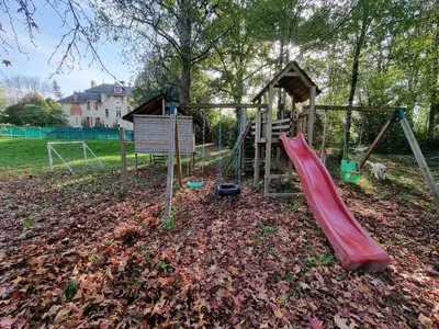 Aire de jeux pour enfants de l'établissement Le Pavillon de St Agnan