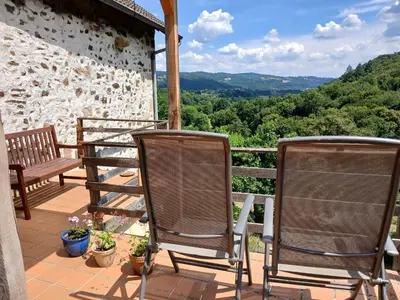 Vue générale sur la montagne ou vue sur la montagne depuis l'appartement