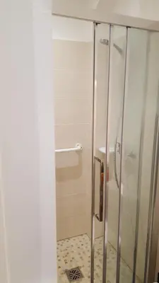 Salle de bains dans l'établissement Appart Confortable à Tulle - Bien situé - Calme