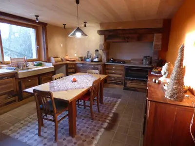 Cuisine ou kitchenette dans l'établissement Le Shamballa