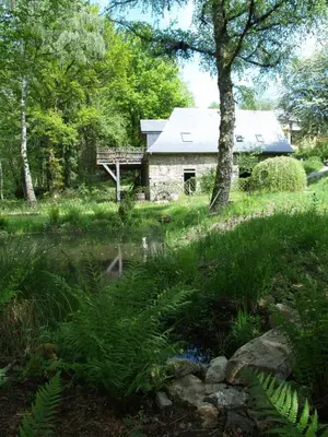 Jardin de l'établissement Gîte Nature Le moulin
