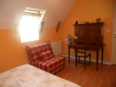 Un ou plusieurs lits dans un hébergement de l'établissement Annie jouve chambres d'hôtes champassis