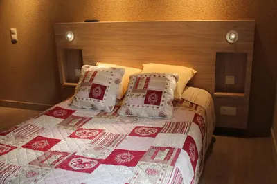 Plan de l'établissement Hôtel Restaurant Aux Genêts d'Or