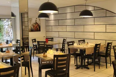 Plan de l'établissement Hôtel Restaurant Aux Genêts d'Or