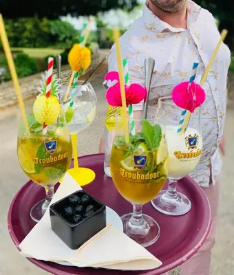 Boissons dans l'établissement Hôtel Le Troubadour à Rocamadour