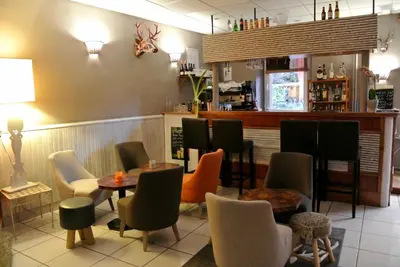Salon ou bar de l'établissement Hotel Regina