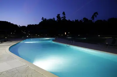 Piscine de l'établissement Résidence Vacancéole - Le Domaine des Monédières ou située à proximité