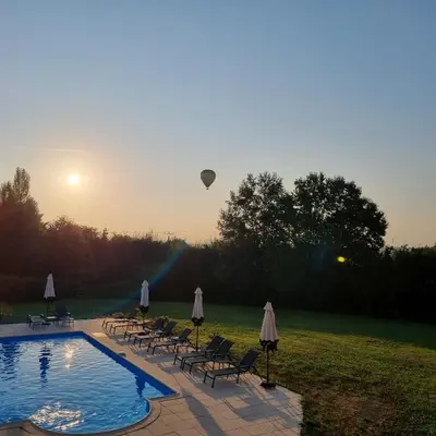 Piscine de l'établissement Au Périgord Noir ou située à proximité