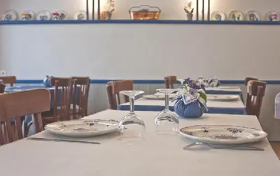 Restaurant ou autre lieu de restauration dans l'établissement Hotel Magne