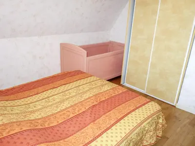 Un ou plusieurs lits dans un hébergement de l'établissement Holiday Home Maison Bonneval by Interhome