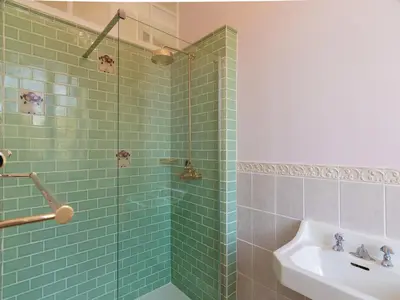 Salle de bains dans l'établissement Stylish Mansion in Savignac