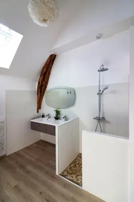 Plan de l'établissement Maison confortable à Thégra avec grand jardin, idéale pour familles.