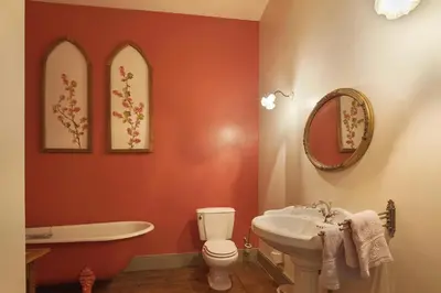 Salle de bains dans l'établissement Abbaye du Palais