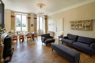 Coin salon dans l'établissement Abbaye du Palais