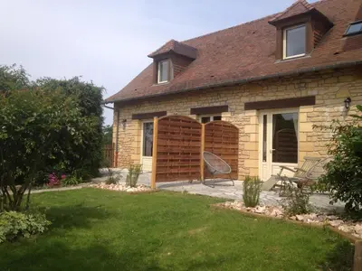 Jardin de l'établissement Logis hotel-restaurant les collines 59 route des crêtes