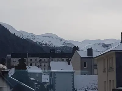 Vue générale sur la montagne ou vue sur la montagne depuis l'appartement