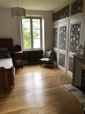 Coin salon dans l'établissement Chateau de Grand Bonnefont