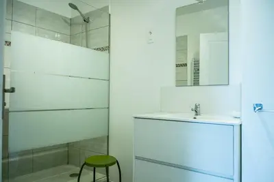 Salle de bains dans l'établissement Les Tilleuls