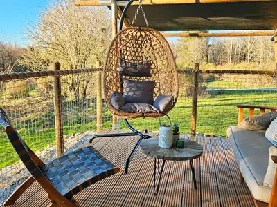 Jardin de l'établissement Le Ranch Camping et Glamping